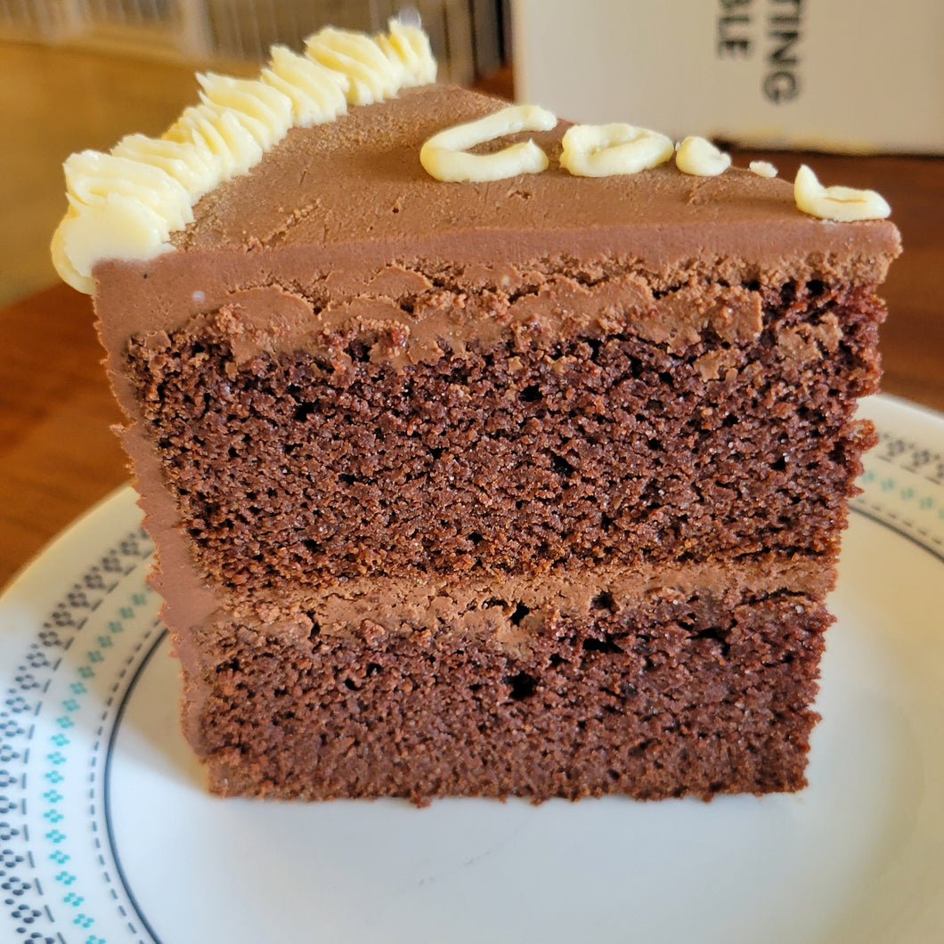 Keto/Sugar-Free/Almond Flour Chocolate Cake with Chocolate Frosting (2 Layers)